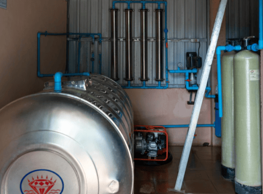飲料水ボトル工場施設の建設01