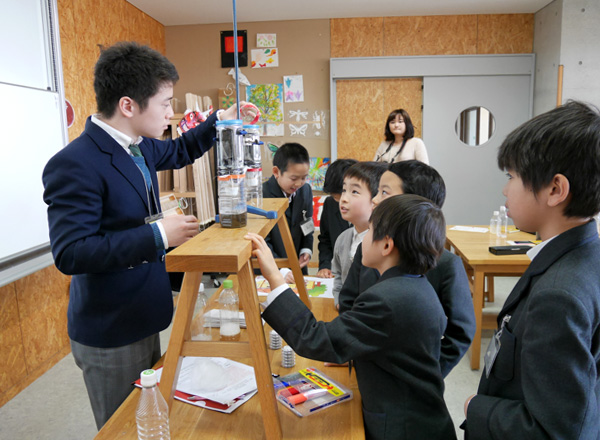 羽ばたけ！ 未来の希望を広げる eco出前授業