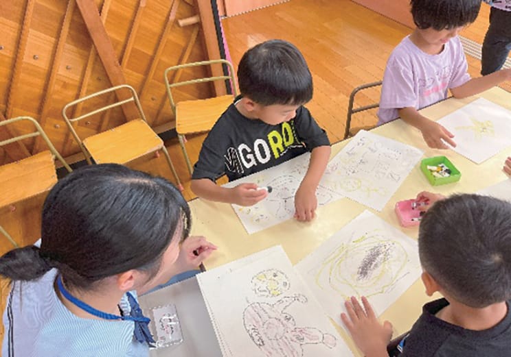 廃棄される植物を活用した クレヨン製作と環境教育